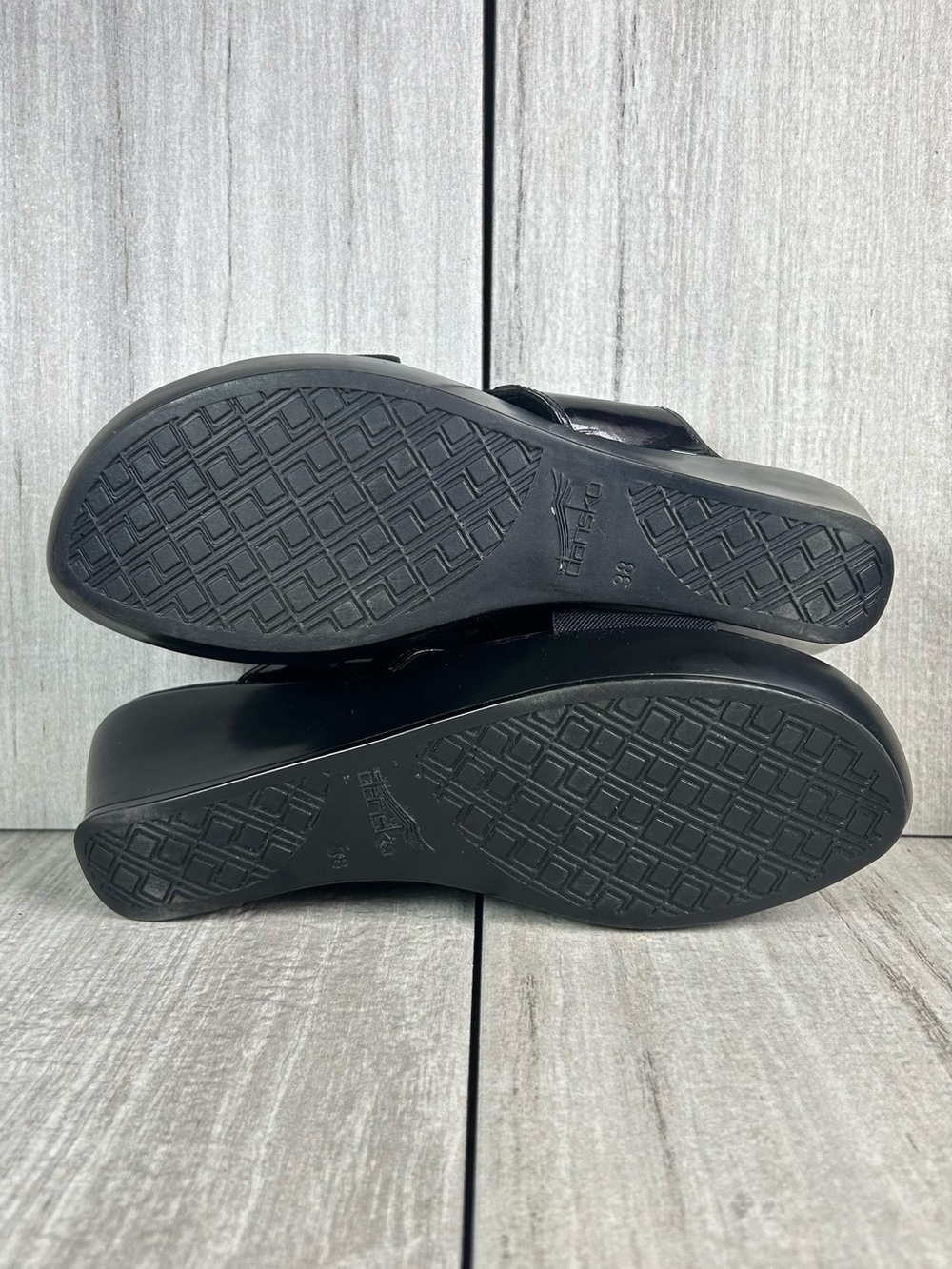 Dansko Ava Black Cross Strap Wedge Slip On Elastic Mules Shoes Women’s Size 8 - Picture 8 of 11